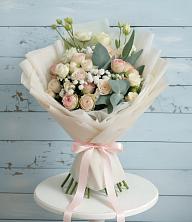 Букет цветов из:  Розы и Лизиантусы в Старокорсунской
