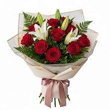 Букет цветов из:  Лилии и Розы в Старокорсунской