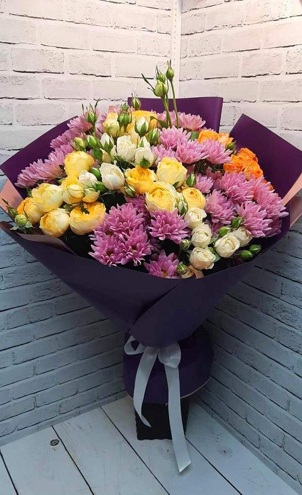 Букет цветов из: Хризантемы и Розы в Старокорсунской