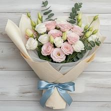 Букет цветов из:  Лизиантусы в Старокорсунской