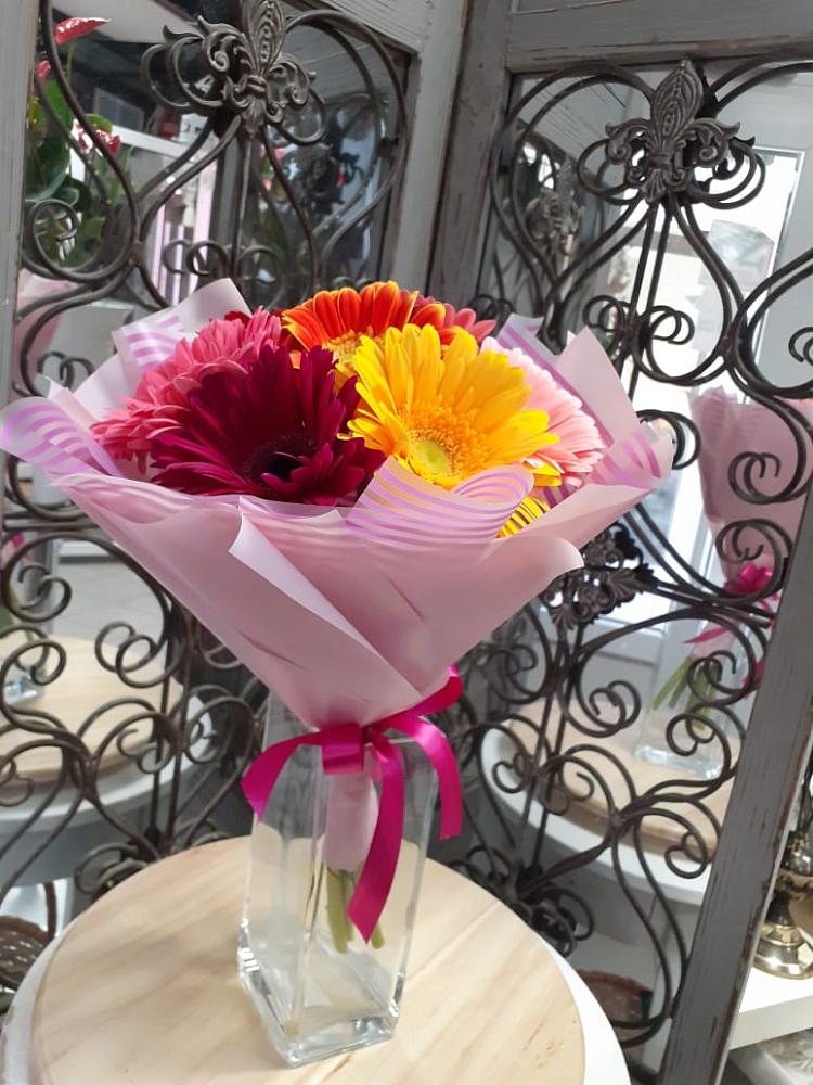 Букет цветов из: Герберы в Старокорсунской