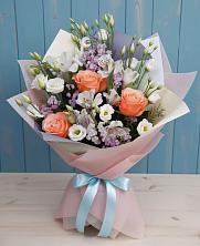 Букет цветов из:  Лизиантусы, Розы, Альстромерии и Гипсофила в Старокорсунской