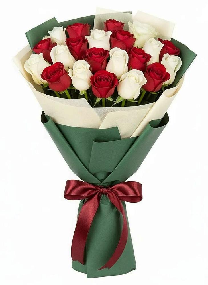 Букет Микс из красных и белых роз в Старокорсунской
