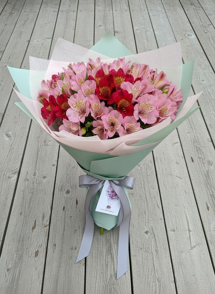Букет цветов из: Альстромерии в Старокорсунской