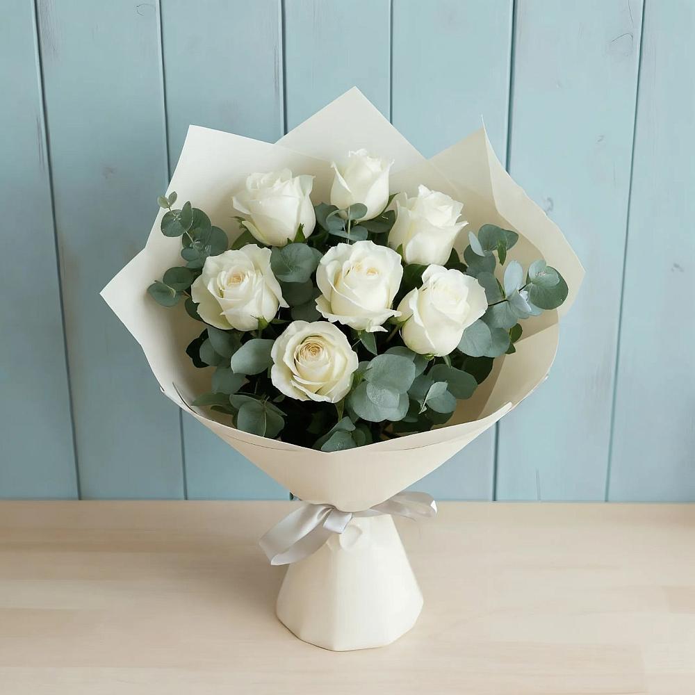 Букет Белые розы в Эвкалипте в Старокорсунской