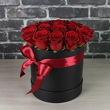 Цветочная композиция из Розы в шляпной коробке #REPLACE_PRED# Старокорсунской