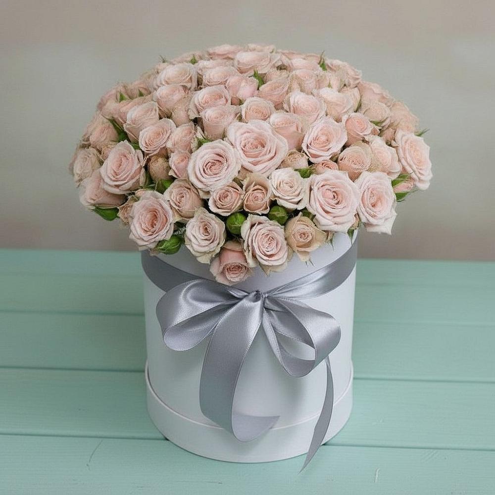 Цветочная композиция из Розы в шляпной коробке в Старокорсунской